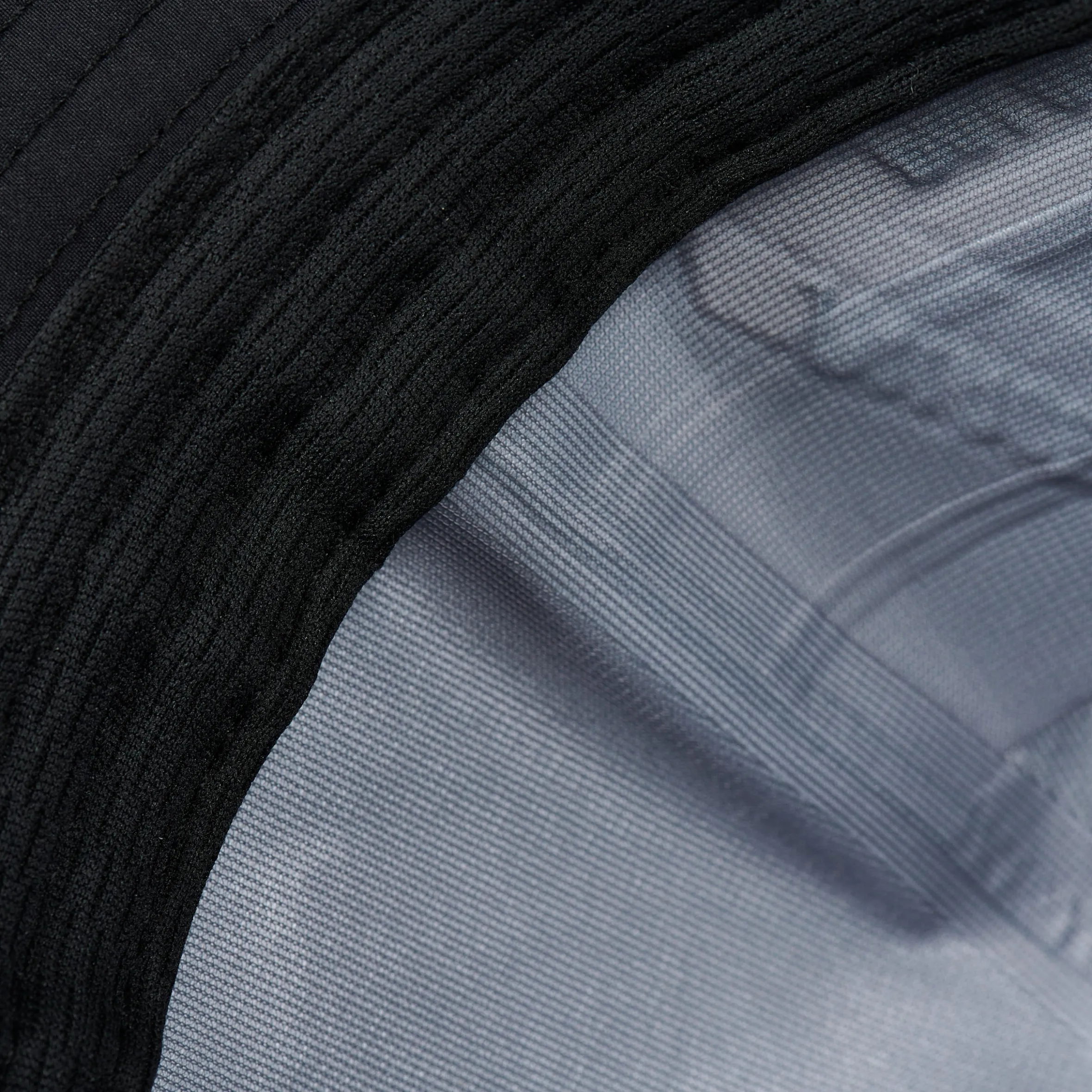 GORE-TEX TEK BUCKET BLACK