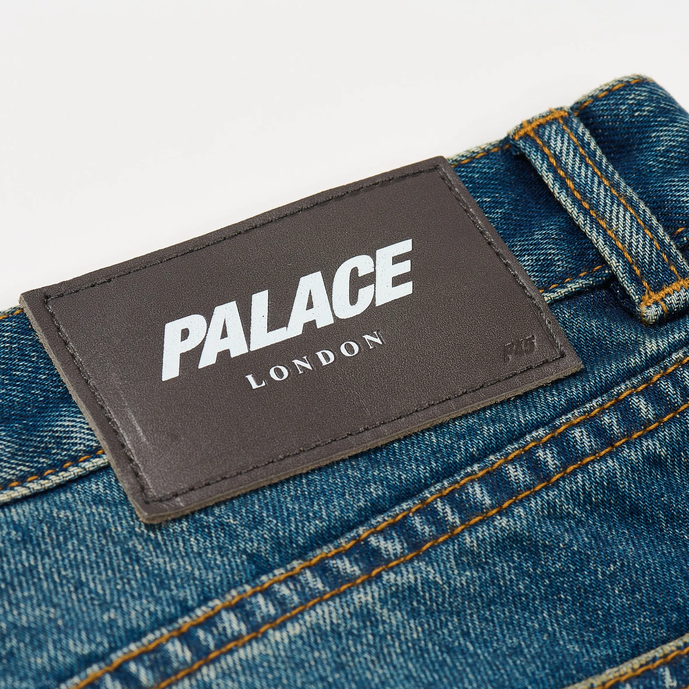 P45 JEAN MID WASH