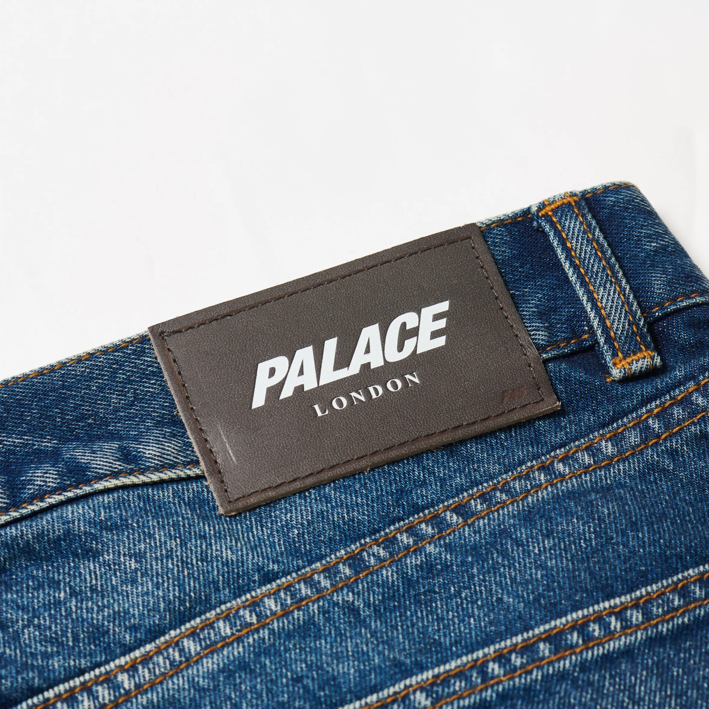 P45 STANDARD JEAN MID WASH