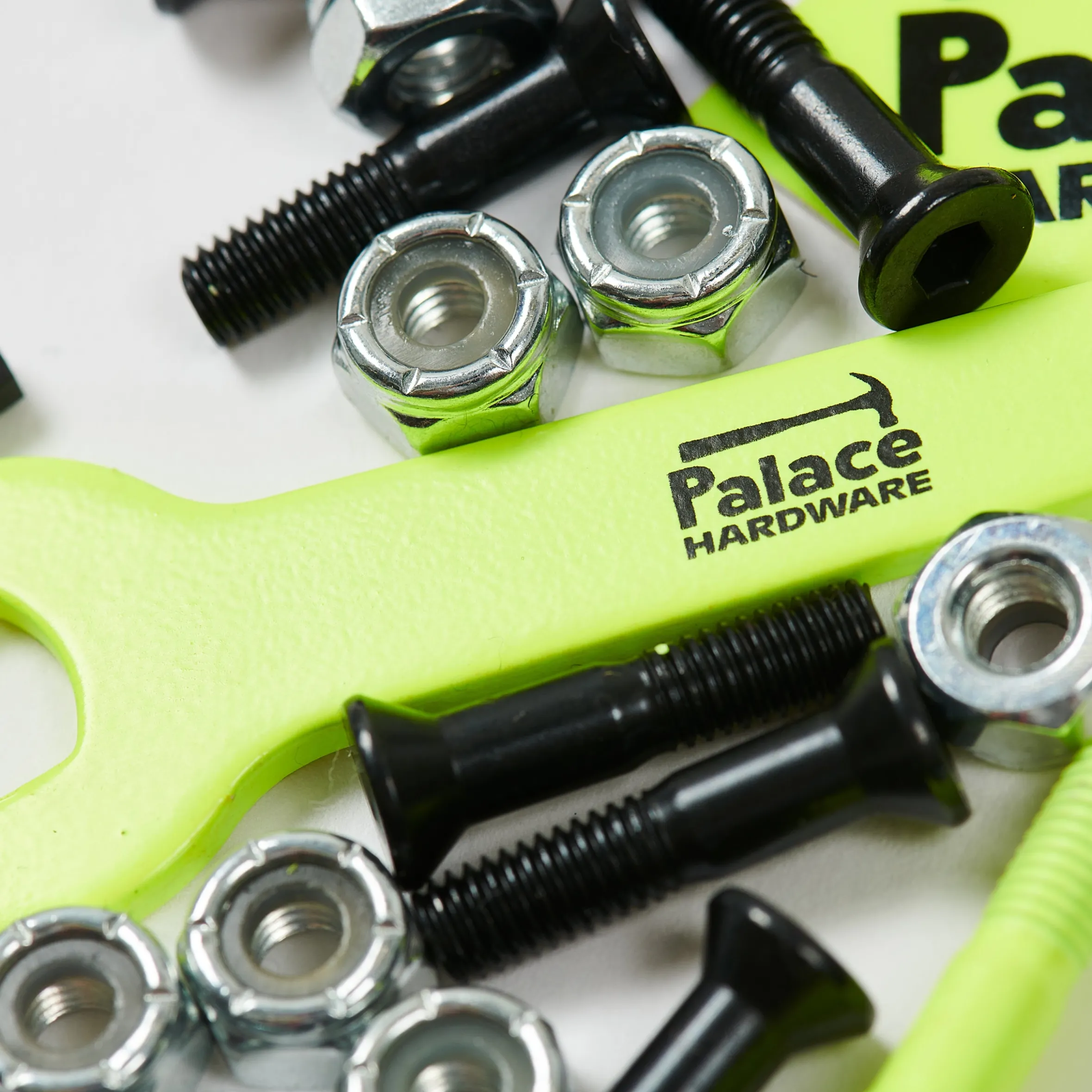 PALACE HARDWARE ALLEN BOLTS SAFETY YELLOW / BLACK